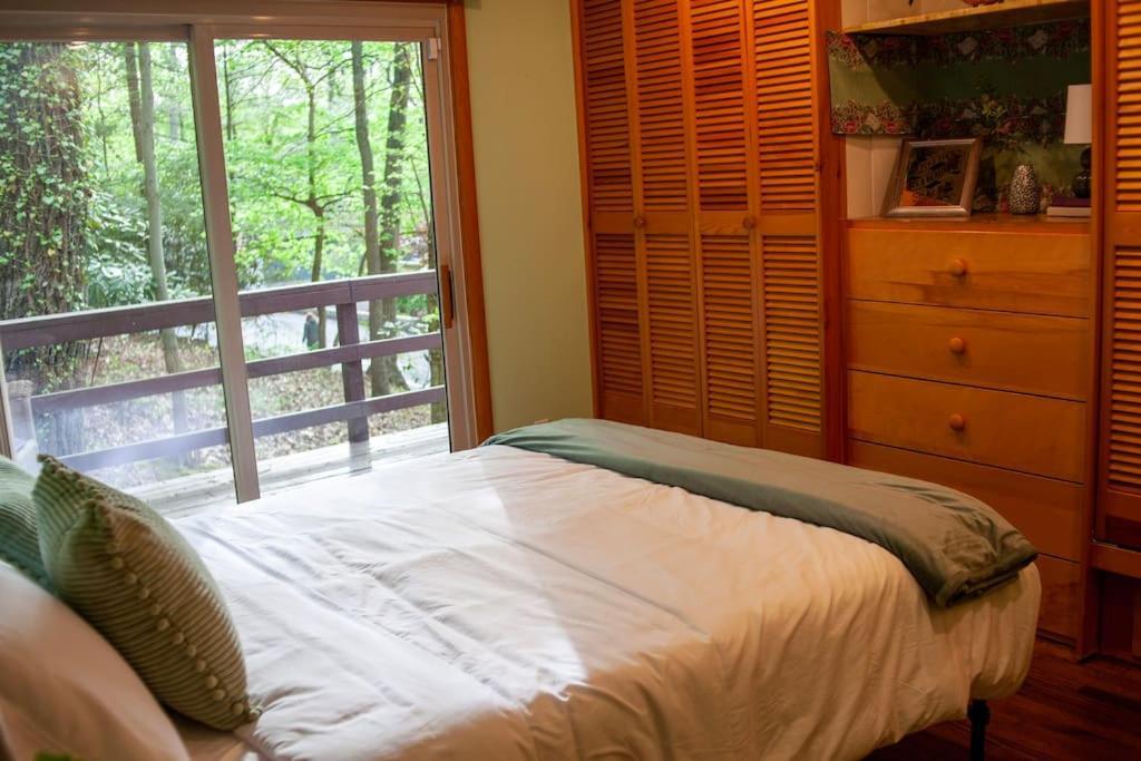 Modern Cabin With Hot Tub Grill Lake Beach Wineries Hiking Fishing And Hershey Park Family And Pet Friendly Superhosts On Ab&B Mount Gretna Dış mekan fotoğraf
