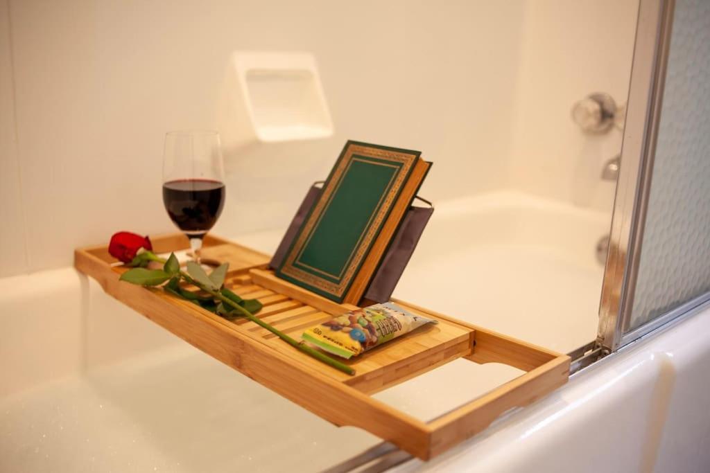 Modern Cabin With Hot Tub Grill Lake Beach Wineries Hiking Fishing And Hershey Park Family And Pet Friendly Superhosts On Ab&B Mount Gretna Dış mekan fotoğraf