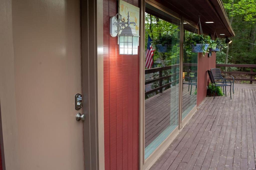 Modern Cabin With Hot Tub Grill Lake Beach Wineries Hiking Fishing And Hershey Park Family And Pet Friendly Superhosts On Ab&B Mount Gretna Dış mekan fotoğraf