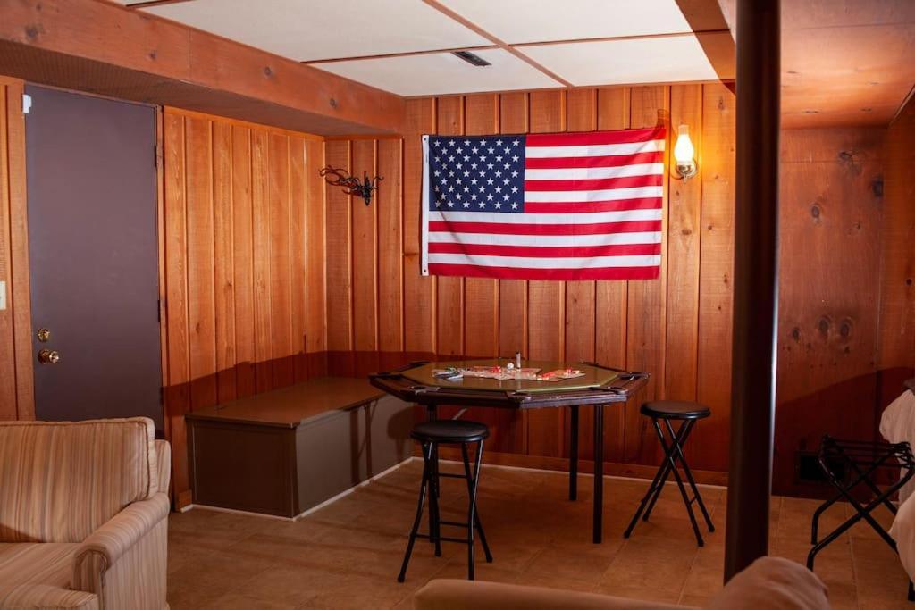 Modern Cabin With Hot Tub Grill Lake Beach Wineries Hiking Fishing And Hershey Park Family And Pet Friendly Superhosts On Ab&B Mount Gretna Dış mekan fotoğraf